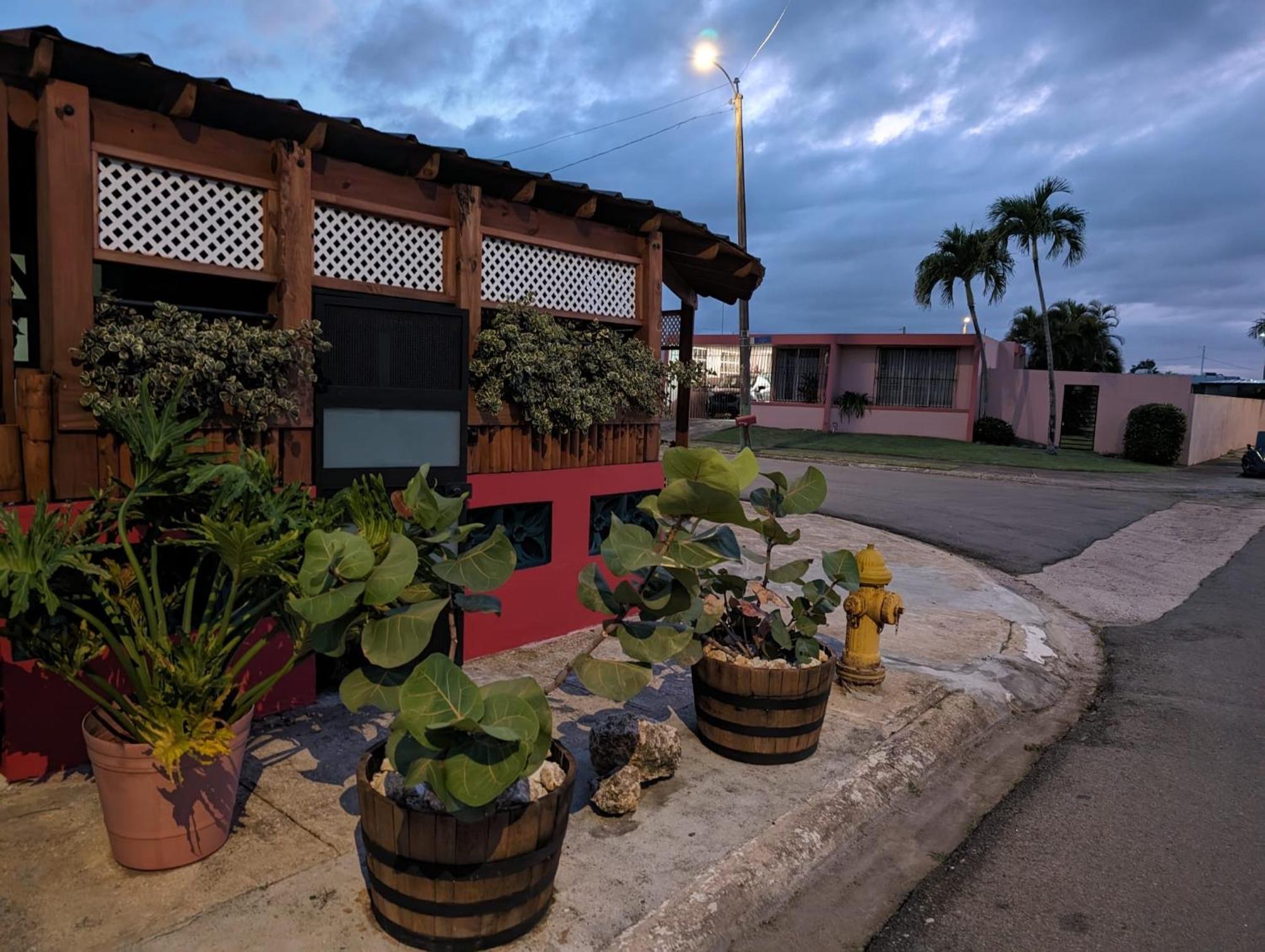 Moon'S Place Toa Baja ภายนอก รูปภาพ